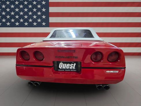 Used 1987 Chevrolet Corvette Convertible image 4