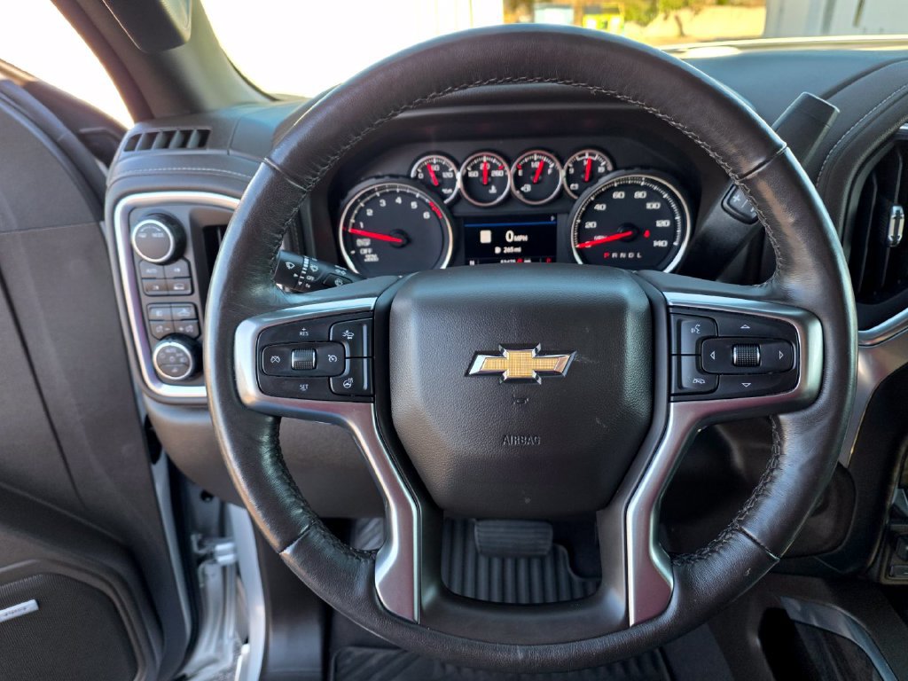 Used 2022 Chevrolet Silverado 1500 LTZ w/ LTZ Premium Package AWD/4WD image 18