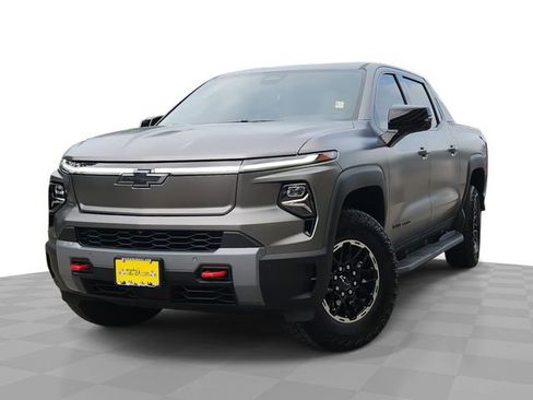 Used 2026 Chevrolet Silverado EV Trail Boss w/ Plus Package AWD/4WD image 1