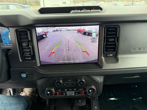 Used 2025 Ford Bronco Big Bend image 28