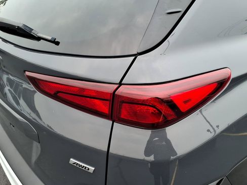 Used 2023 Hyundai Kona SEL AWD/4WD image 13