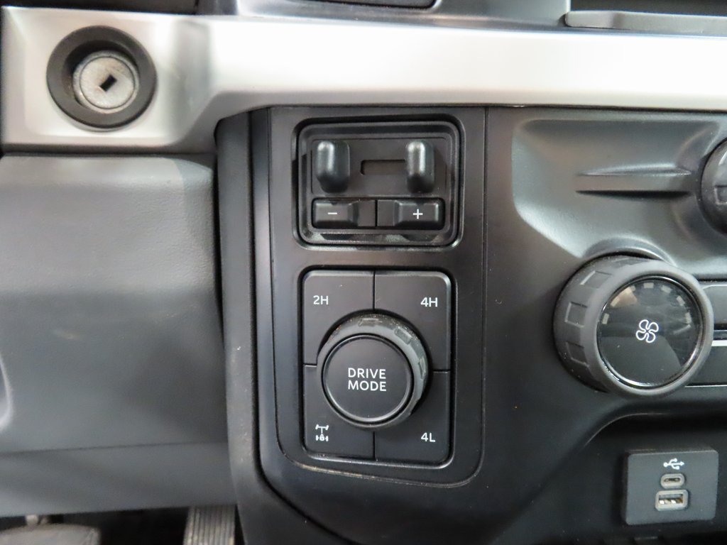 Used 2024 Ford F250 XLT AWD/4WD image 55