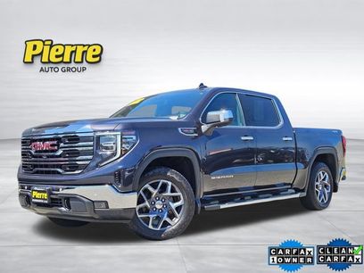 Used 2022 GMC Sierra 1500 SLT w/ SLT Premium Plus Package