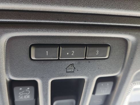 Used 2024 GMC Sierra 2500 Denali Ultimate AWD/4WD image 22