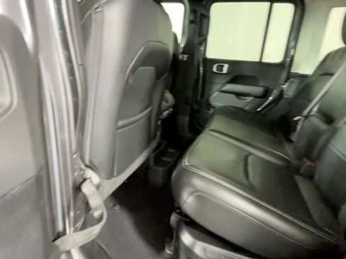 Used 2023 Jeep Wrangler Unlimited Sahara w/ Cold Weather Group AWD/4WD image 16
