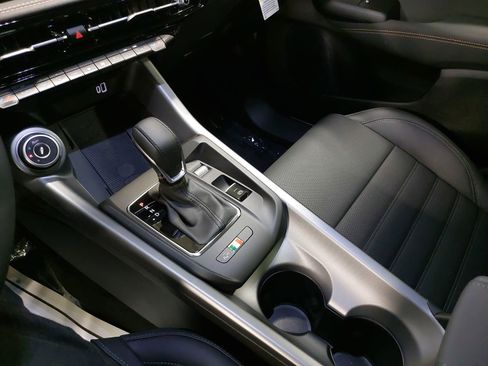 New 2026 Alfa Romeo Tonale w/ Quick Order Package 23H Volce image 27