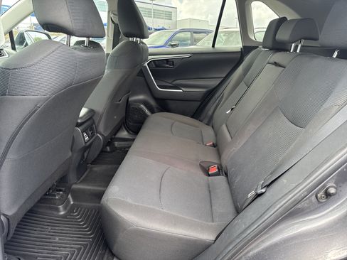 Used 2022 Toyota RAV4 LE FWD image 25