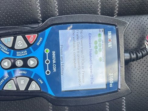 Used 2024 Honda HR-V EX-L image 12