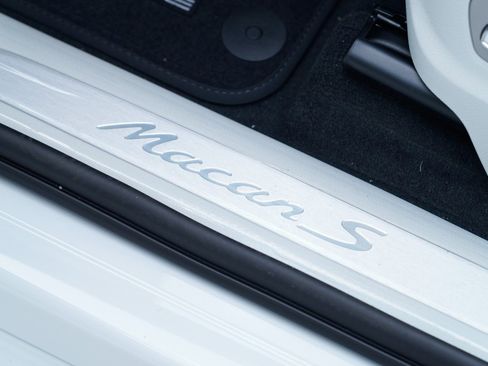 New 2026 Porsche Macan S image 15