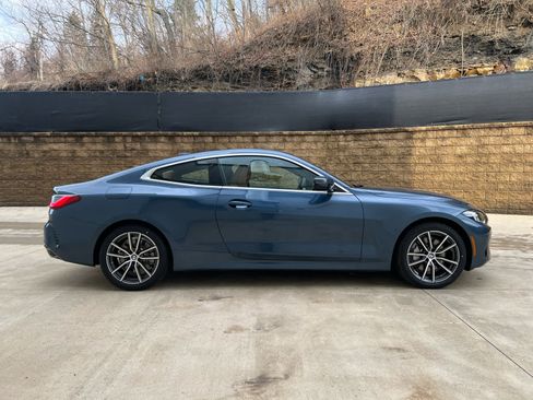 Used 2025 BMW 430i xDrive Coupe w/ Premium Package image 7