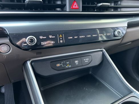 New 2026 Kia Carnival FWD image 20