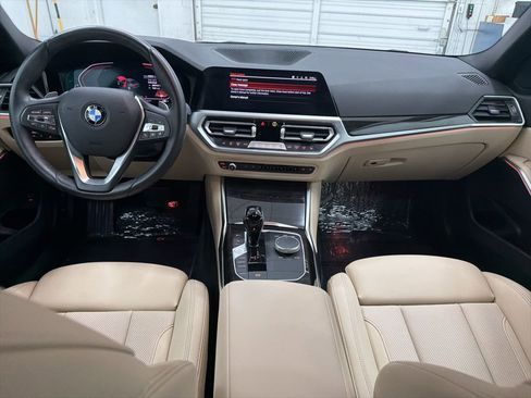Used 2022 BMW 330i Sedan w/ Driving Assistance Package image 22