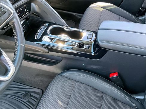 Used 2023 Buick Envision Preferred image 15