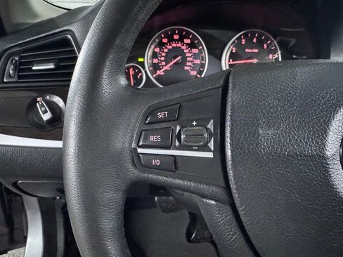 Used 2014 BMW 528i xDrive Sedan AWD/4WD image 29