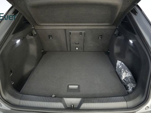 Used 2023 Volkswagen ID.4 Pro S RWD image 8