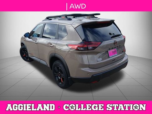 Used 2025 Nissan Rogue Rock Creek image 4