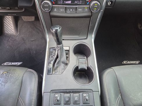 Certified 2016 Toyota Camry XLE FWD image 27