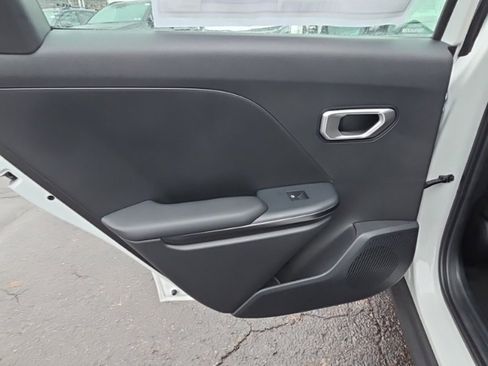 New 2026 Kia K4 LXS image 20
