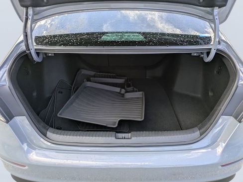 Used 2024 Honda Accord Sport image 12