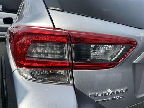 Used 2023 Subaru Crosstrek 2.0i Premium image 9