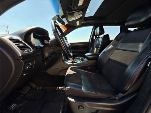 Used 2021 Jeep Grand Cherokee Laredo X image 5