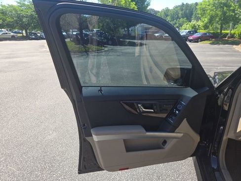 Used 2011 Mercedes-Benz GLK 350 2WD image 13
