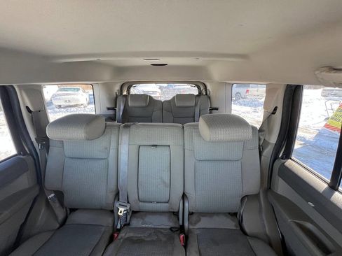 Used 2006 Jeep Commander 4WD w/ Trailer Tow Group IV image 23