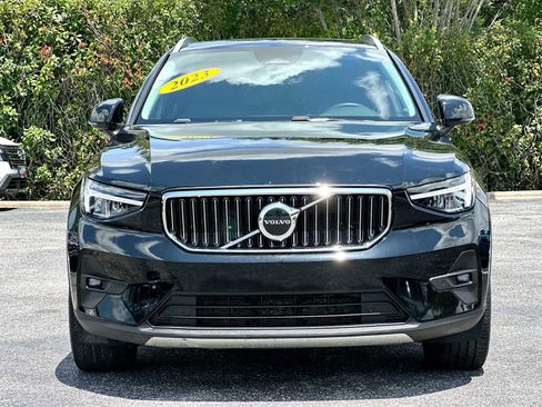 Used 2023 Volvo XC40 B5 Plus AWD/4WD image 10