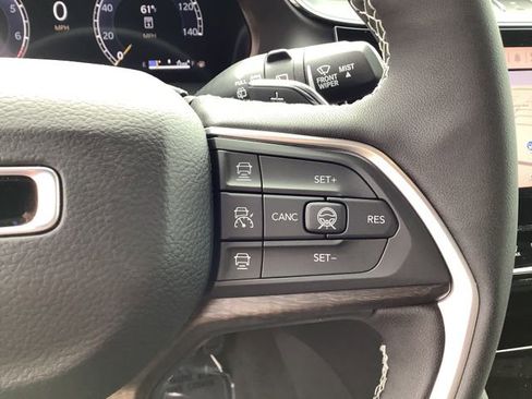 New 2026 Jeep Grand Cherokee Limited image 12