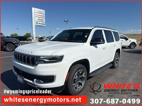 Certified 2024 Jeep Wagoneer Series III AWD/4WD image 1