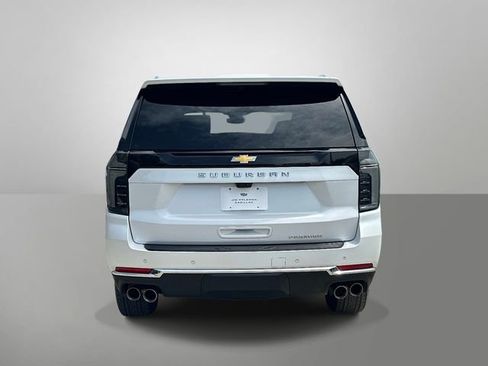 Used 2025 Chevrolet Suburban Premier AWD/4WD image 26