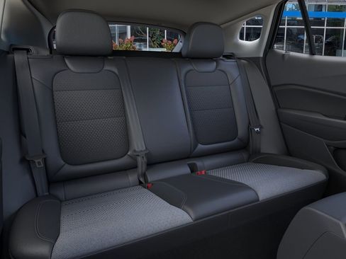 New 2026 Chevrolet Trax LT w/ Driver Confidence Package FWD image 17