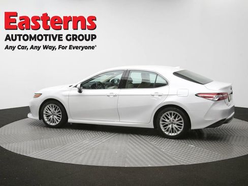 Used 2019 Toyota Camry XLE w/ Carpet Mat Package FWD image 63