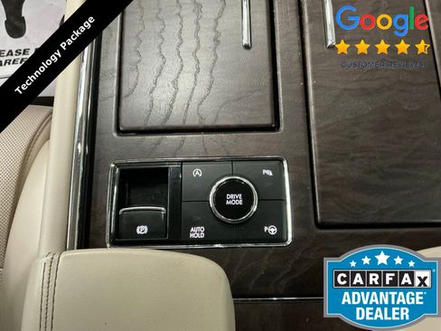 Used 2018 Lincoln Navigator Select w/ Technology Package RWD image 38