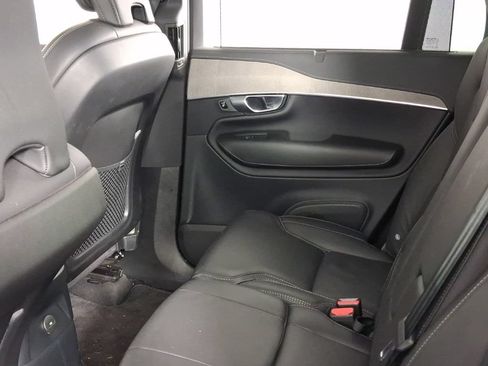 Used 2023 Volvo XC90 T8 Ultimate AWD/4WD image 18