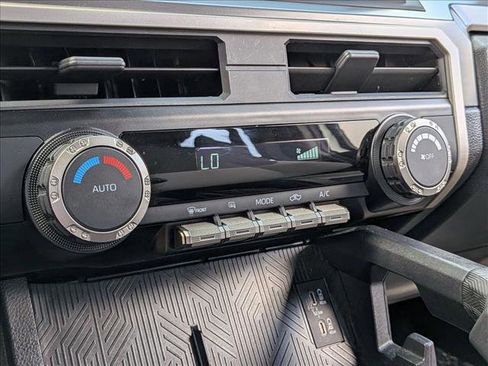 Used 2024 Toyota Tacoma TRD Sport image 14