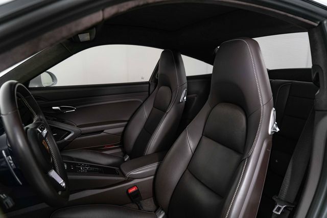 Used 2018 Porsche 911 Carrera 4S AWD/4WD image 14