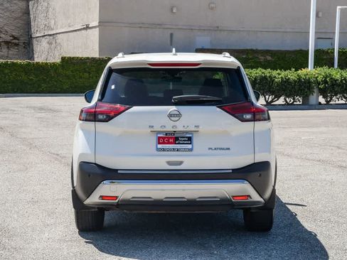 Used 2023 Nissan Rogue Platinum w/ Platinum Premium Package FWD image 8