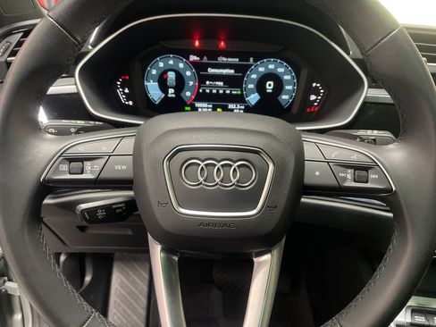 Used 2024 Audi Q3 2.0T Premium image 18