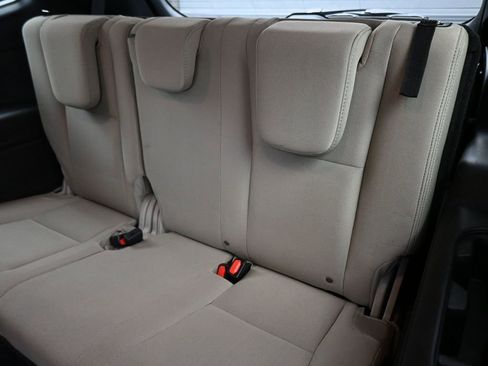 Used 2023 Subaru Ascent Premium w/ Convenience Package image 16