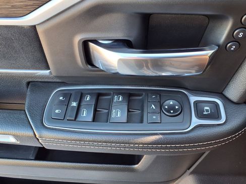 Used 2019 RAM 2500 Laramie AWD/4WD image 24
