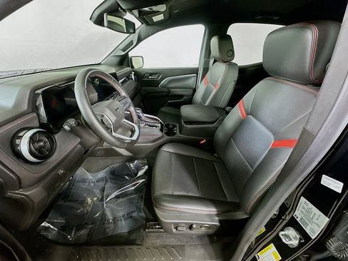 Used 2023 Chevrolet Colorado Z71 w/ Z71 Convenience Package 2 image 15