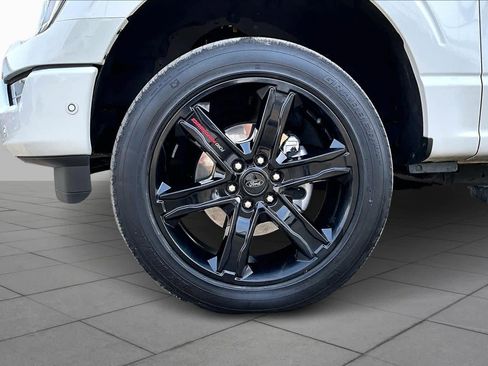 Used 2022 Ford F150 Limited image 10