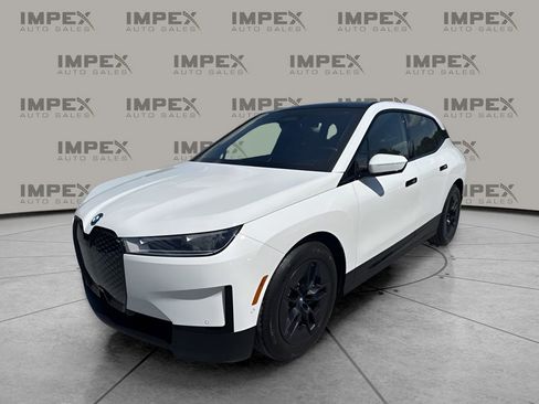 Used 2023 BMW iX xDrive50 w/ Premium Package AWD/4WD image 1