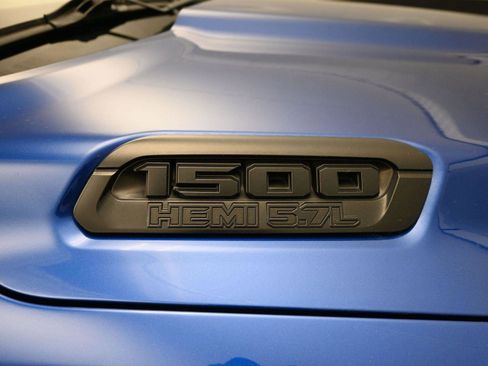 Used 2019 RAM 1500 Sport w/ Level 2 Equipment Group image 5