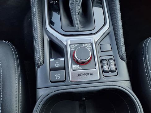 Used 2022 Subaru Forester Limited image 6