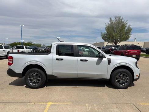 New 2026 Ford Maverick XLT AWD/4WD image 3