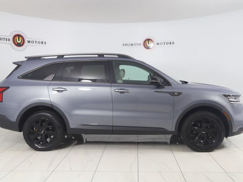 Used 2023 Kia Sorento S w/ Panoramic Sunroof Package AWD/4WD image 2