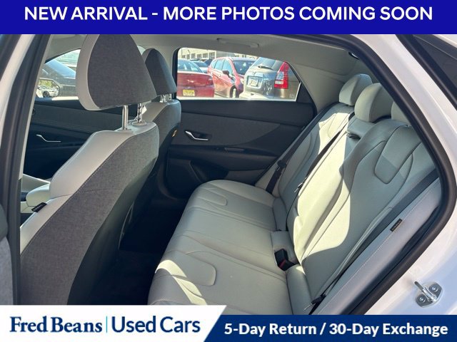 Certified 2024 Hyundai Elantra Limited FWD image 9