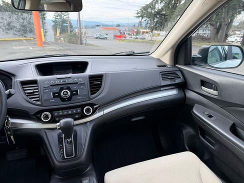 Used 2016 Honda CR-V SE image 19